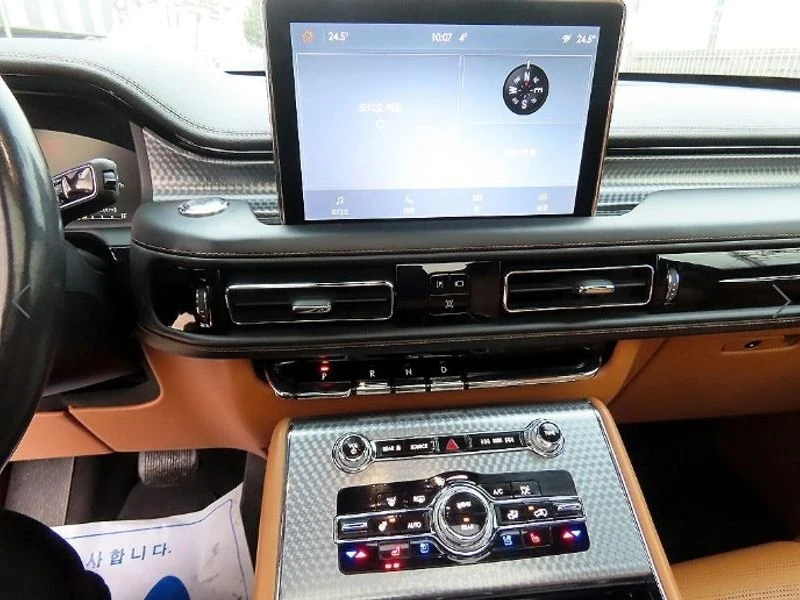 Lincoln Aviator 3.0 Automatic КРАЙНА ЦЕНА: 25389 EUR !!!РЕАЛНА КРА, снимка 13 - Автомобили и джипове - 55968521