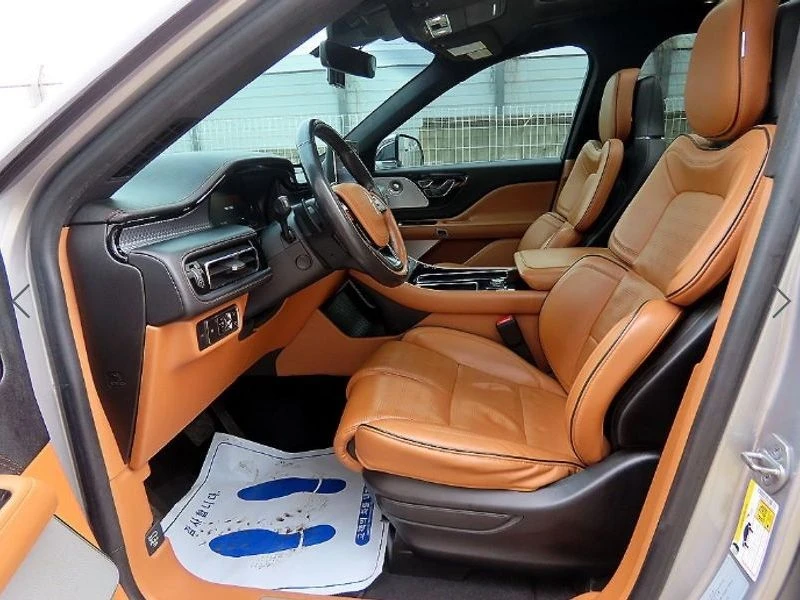 Lincoln Aviator 3.0 Automatic КРАЙНА ЦЕНА: 25389 EUR !!!РЕАЛНА КРА, снимка 5 - Автомобили и джипове - 55968521