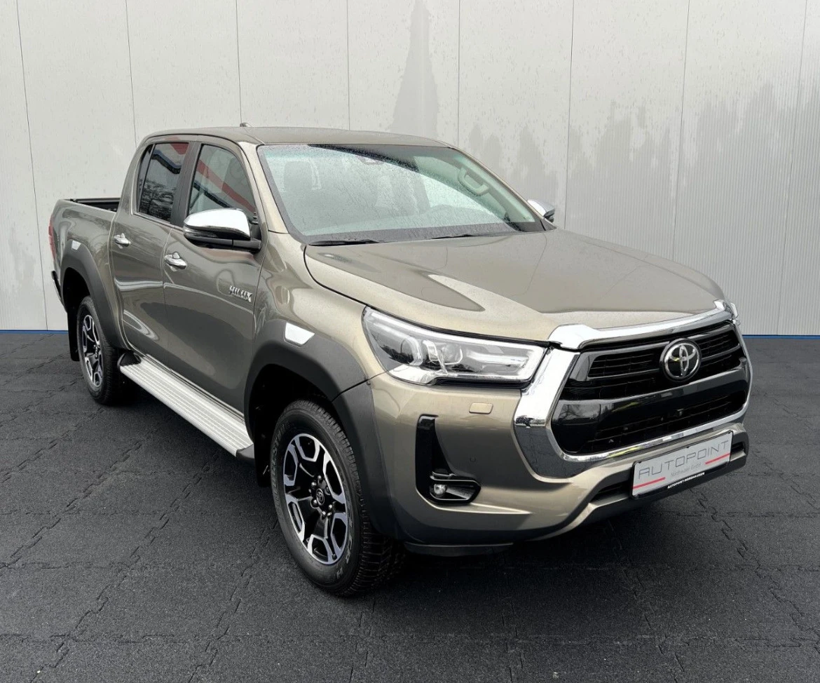 Toyota Hilux 2.8 D4D 4x4 Executive теглич LED НОВ Гаранция - изображение 2