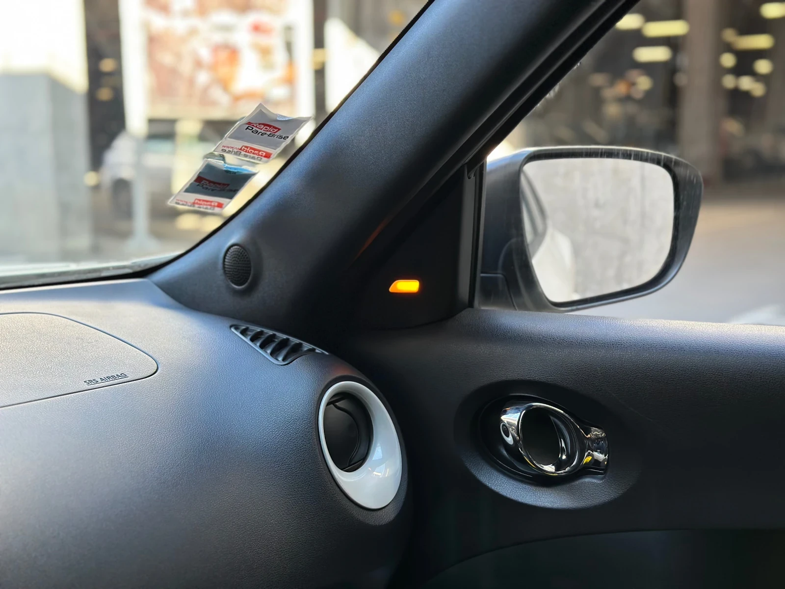 Nissan Juke 1.5 DCI / 360 градуса / TEKNA изпълнение / KEYLESS, снимка 13 - Автомобили и джипове - 53829229