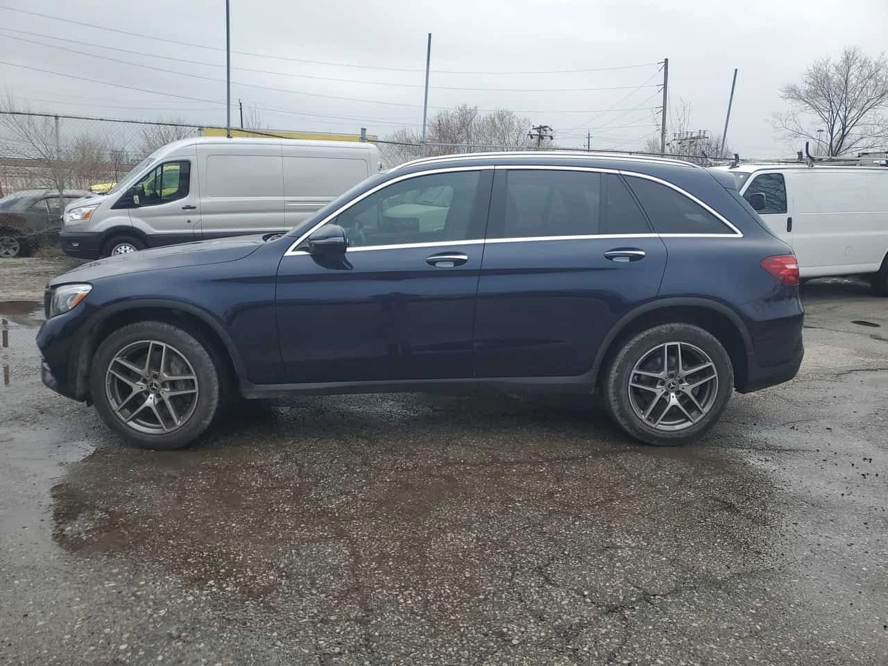 Mercedes-Benz GLC * 300 4MATIC SUV * CARFAX * ЦЕНА ДО БГ, снимка 4 - Автомобили и джипове - 54239848