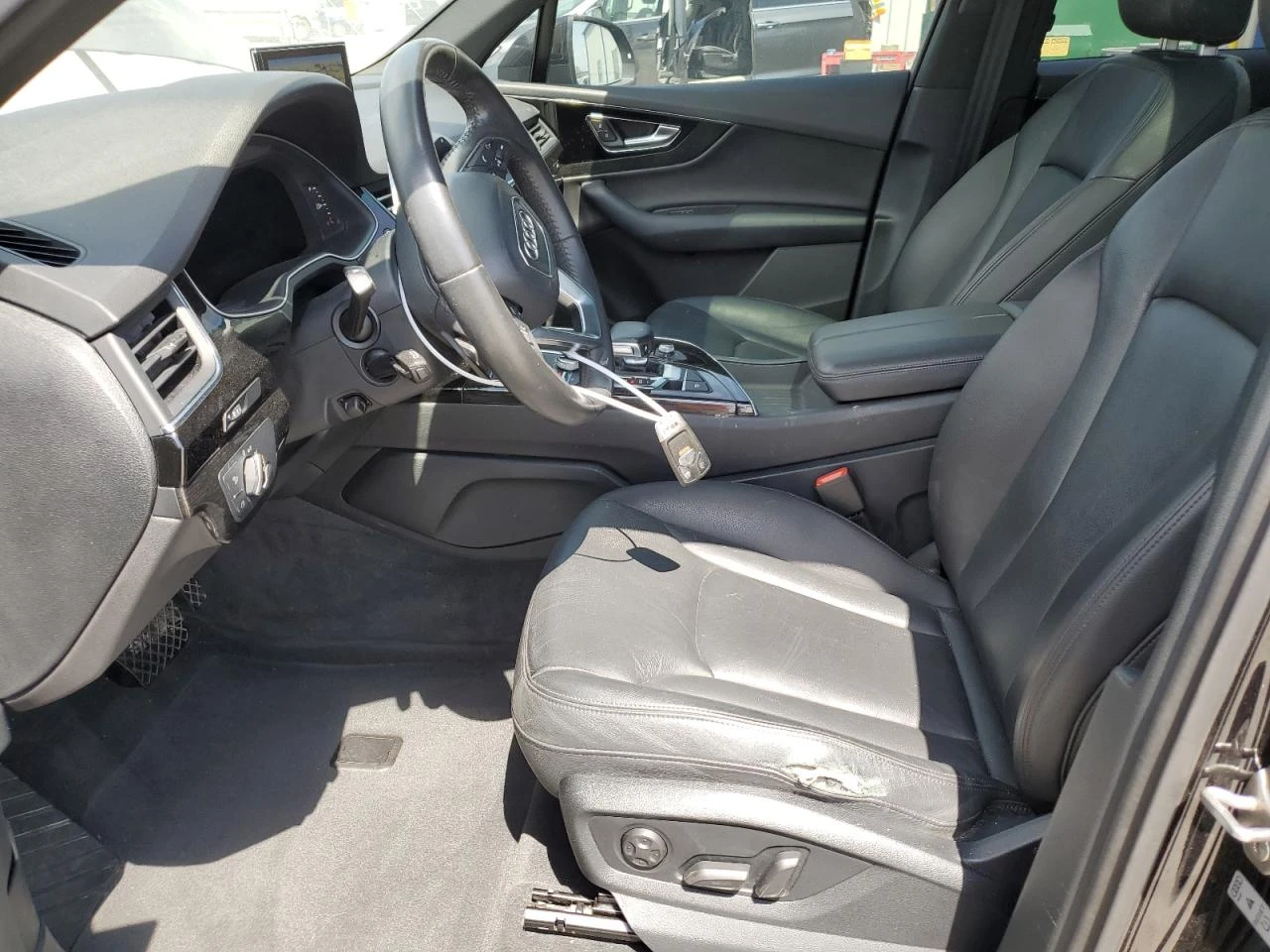 Audi Q7 QUATTRO* PREMIUM PLUS* 360 CAM* PANORAMA* DIGITAL*, снимка 7 - Автомобили и джипове - 54241451