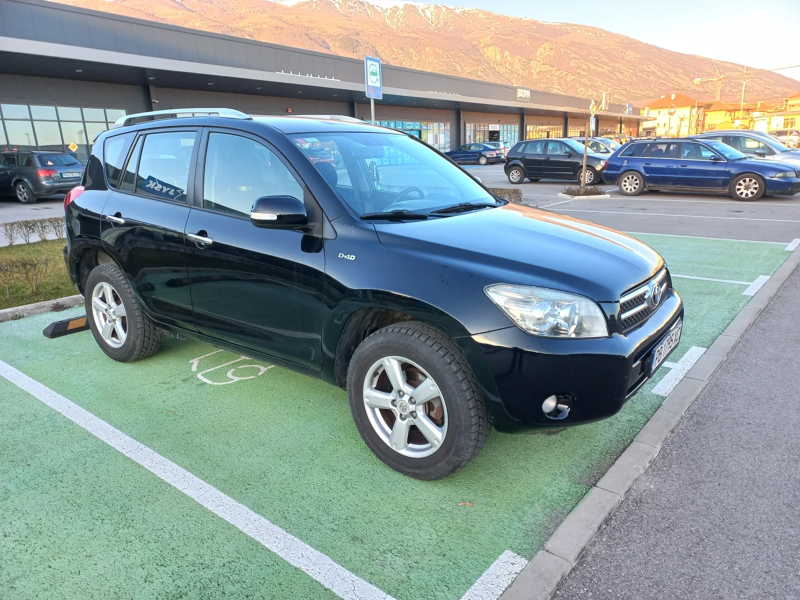 Toyota Rav4 2.2 DIZEL D4D, снимка 3 - Автомобили и джипове - 54259449