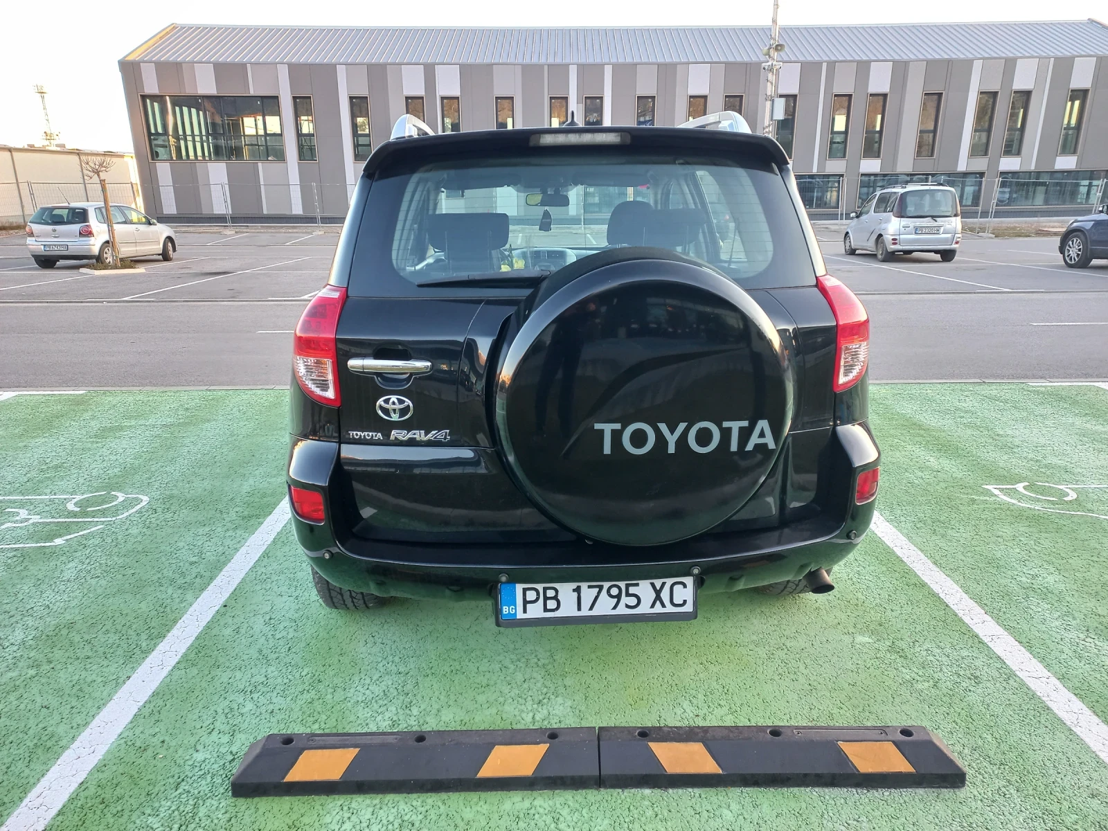 Toyota Rav4 2.2 DIZEL D4D, снимка 6 - Автомобили и джипове - 54259449