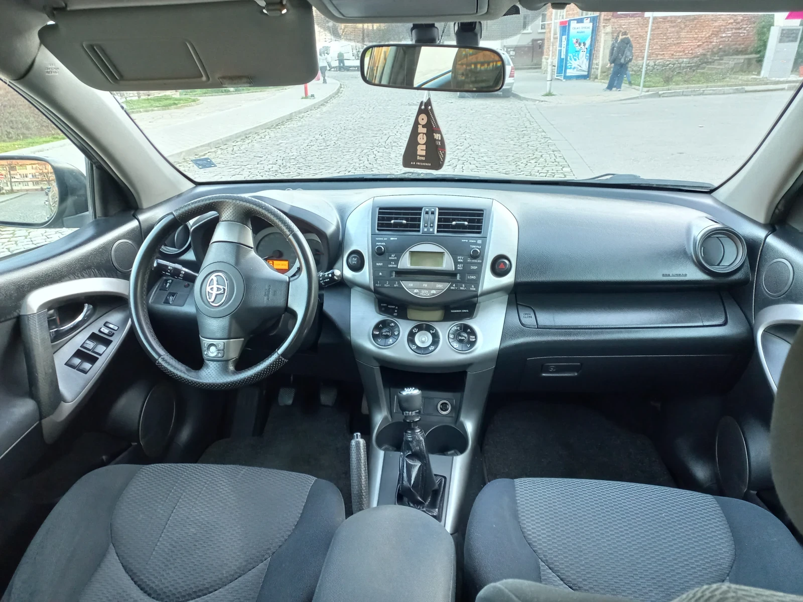 Toyota Rav4 2.2 DIZEL D4D, снимка 9 - Автомобили и джипове - 54259449