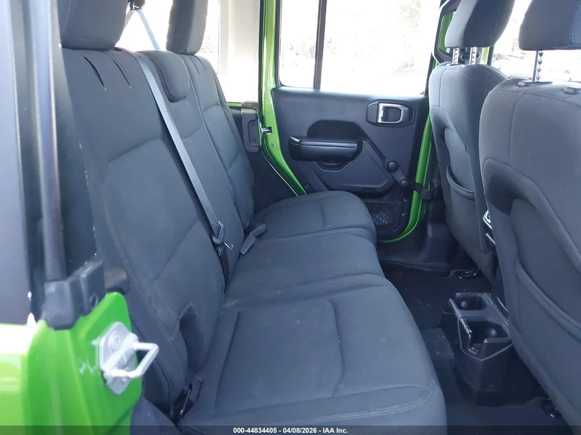 Jeep Avenger 2.0L I-4 DI, DOHC, TURBO, 270HP 4X4 Drive | Mobile.bg � ����������� 8