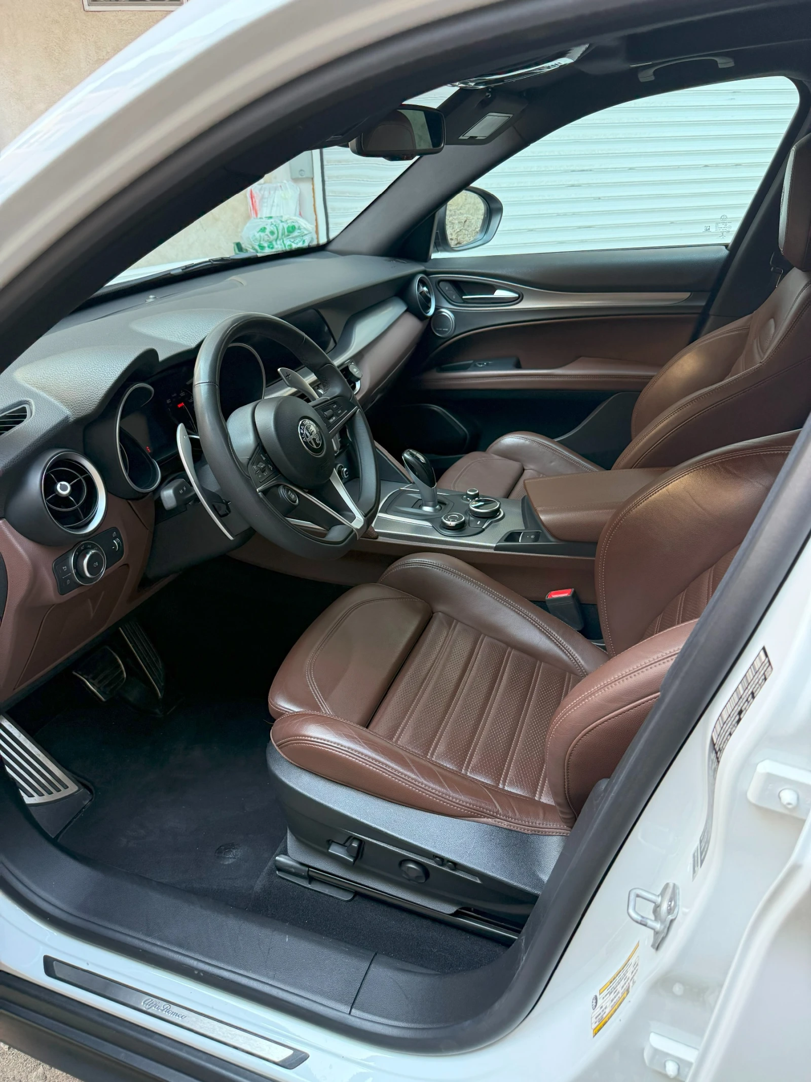 Alfa Romeo Stelvio 2.0T, снимка 8 - Автомобили и джипове - 55959959