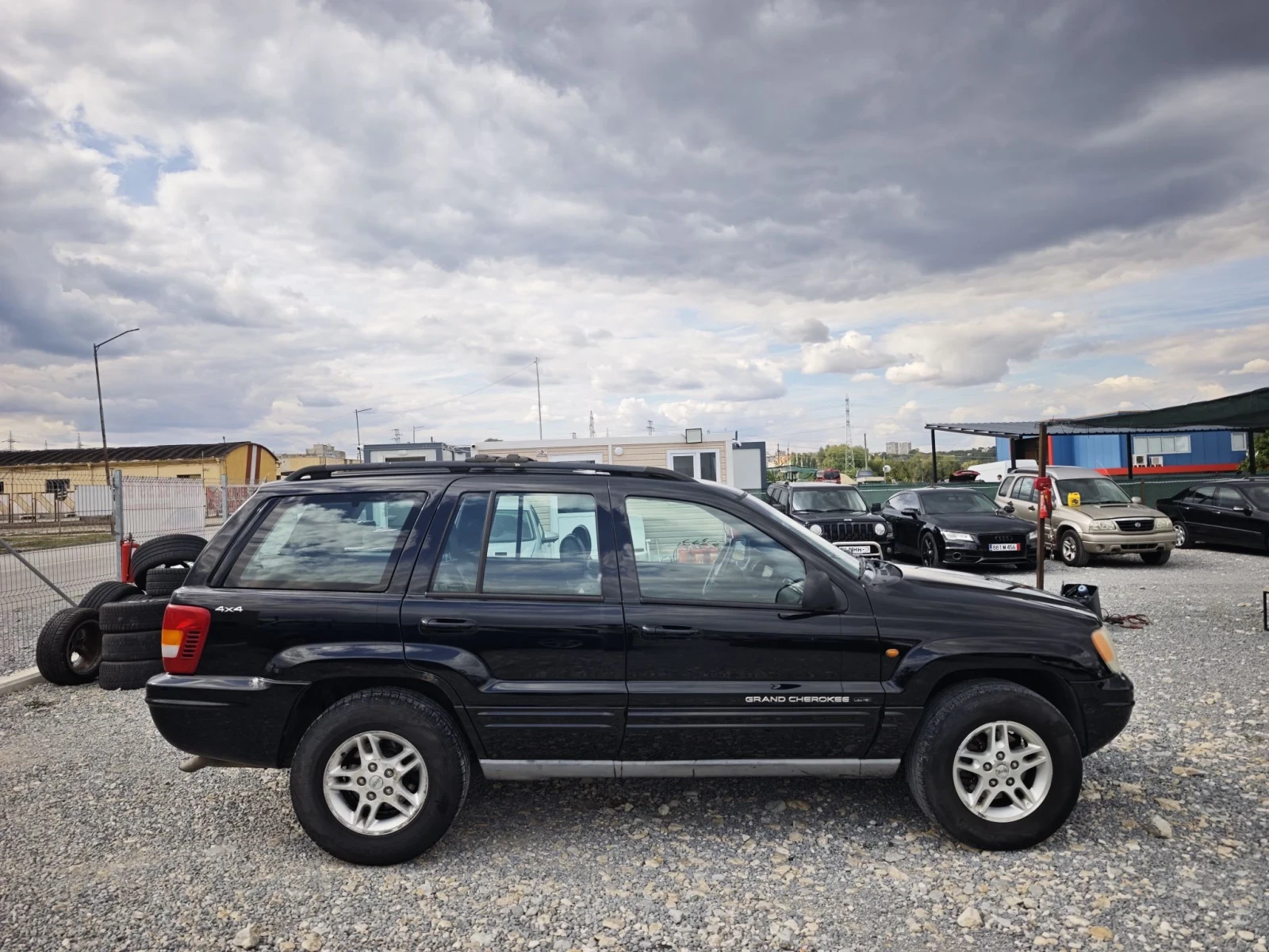 Jeep Grand cherokee 4.7 V8 LIMITED , снимка 4 - Автомобили и джипове - 56104508