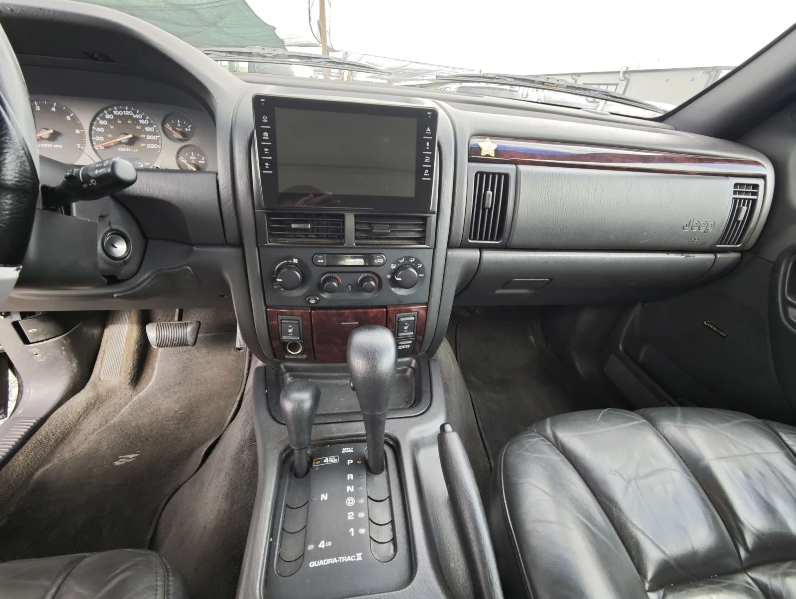 Jeep Grand cherokee 4.7 V8 LIMITED , снимка 12 - Автомобили и джипове - 56104508