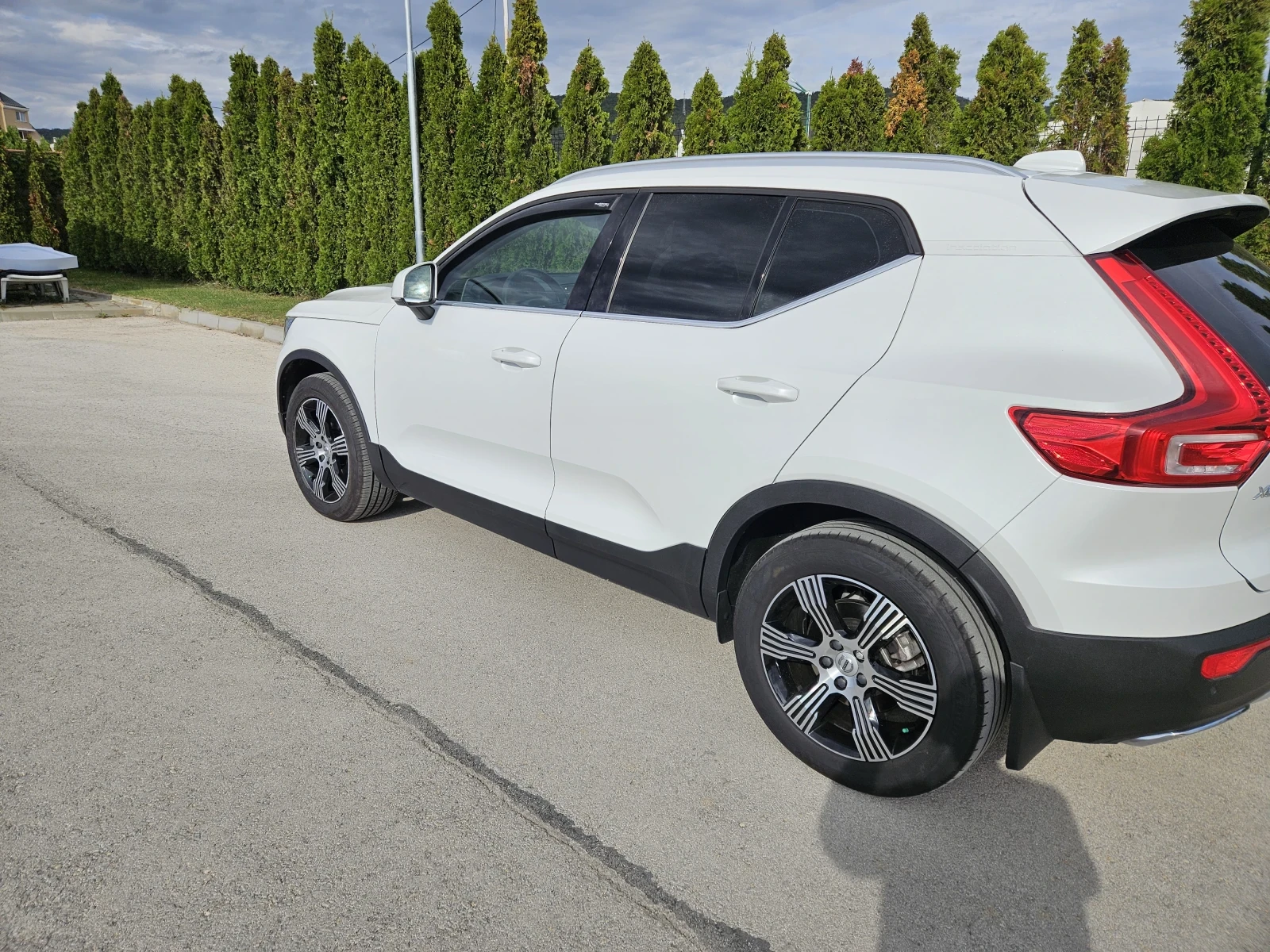 Volvo XC40 INSCRIPTION D4, снимка 5 - Автомобили и джипове - 56182359