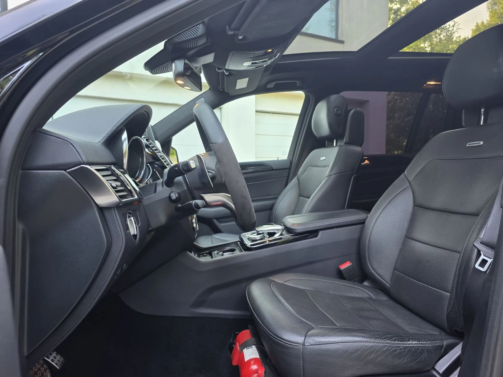 Mercedes-Benz GLS 350 d / AMG OPTIC, снимка 10 - Автомобили и джипове - 56348382