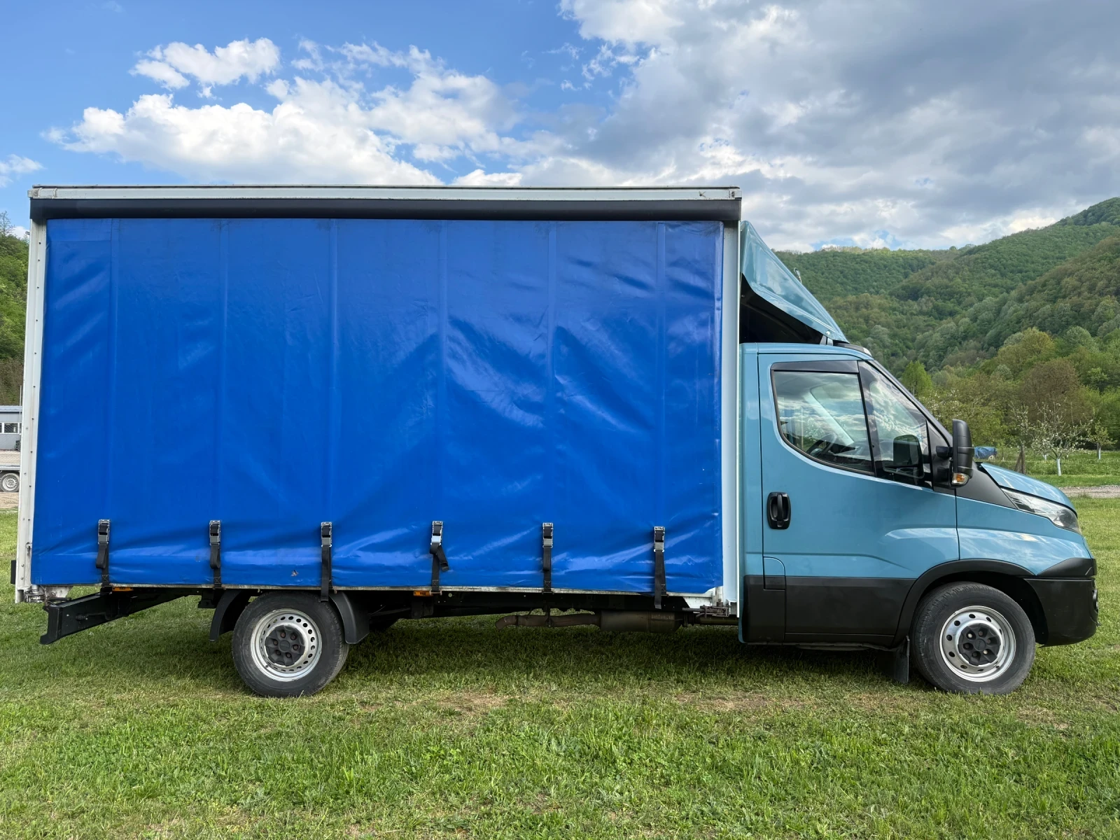 Iveco 35S18 35S18 ЩОРА БОРД МЕЖДУОСИЕ 4.10м, снимка 4 - Бусове и автобуси - 54443195