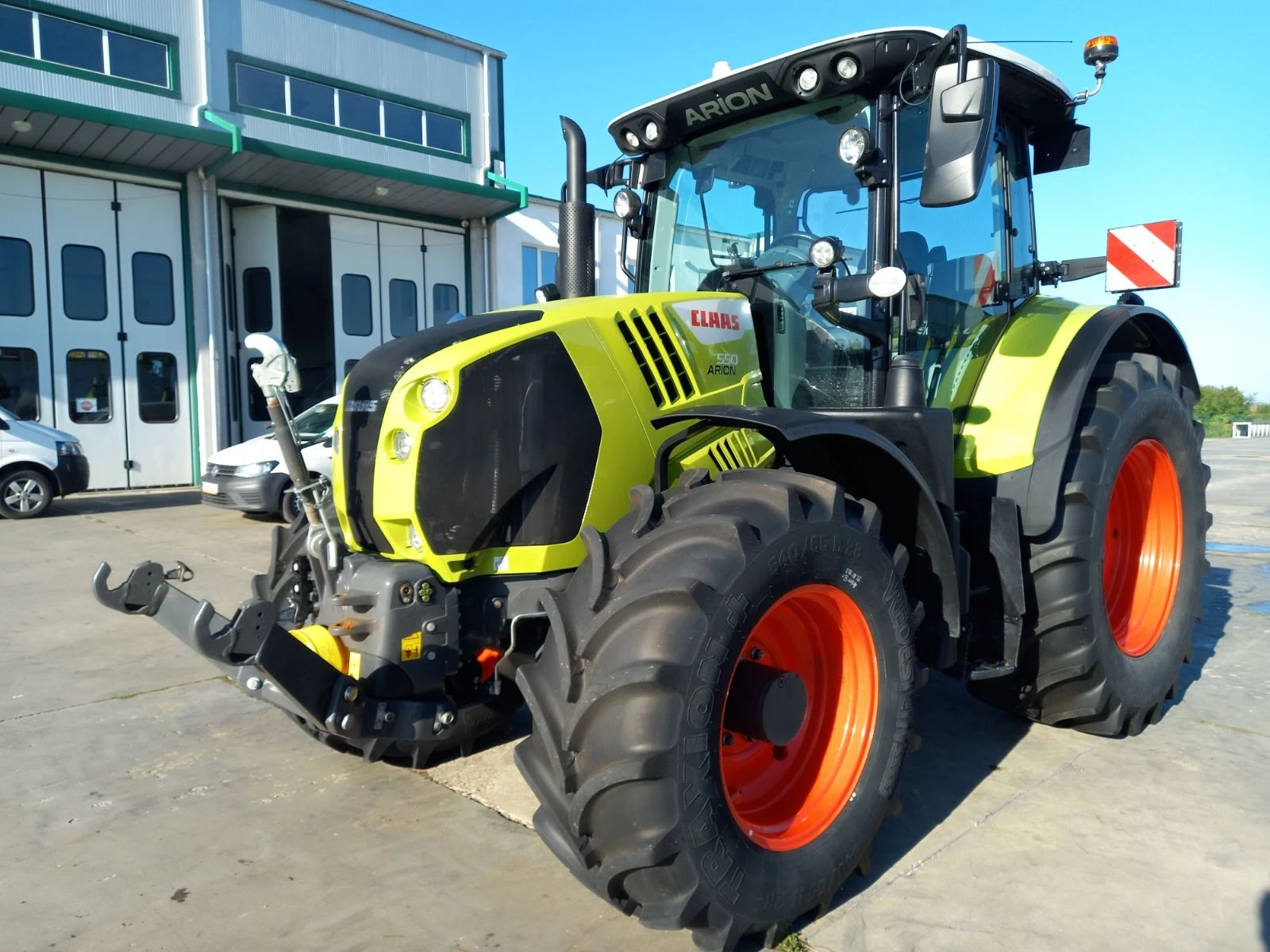 Трактор Claas Arion 550 CMATIC - изображение 2