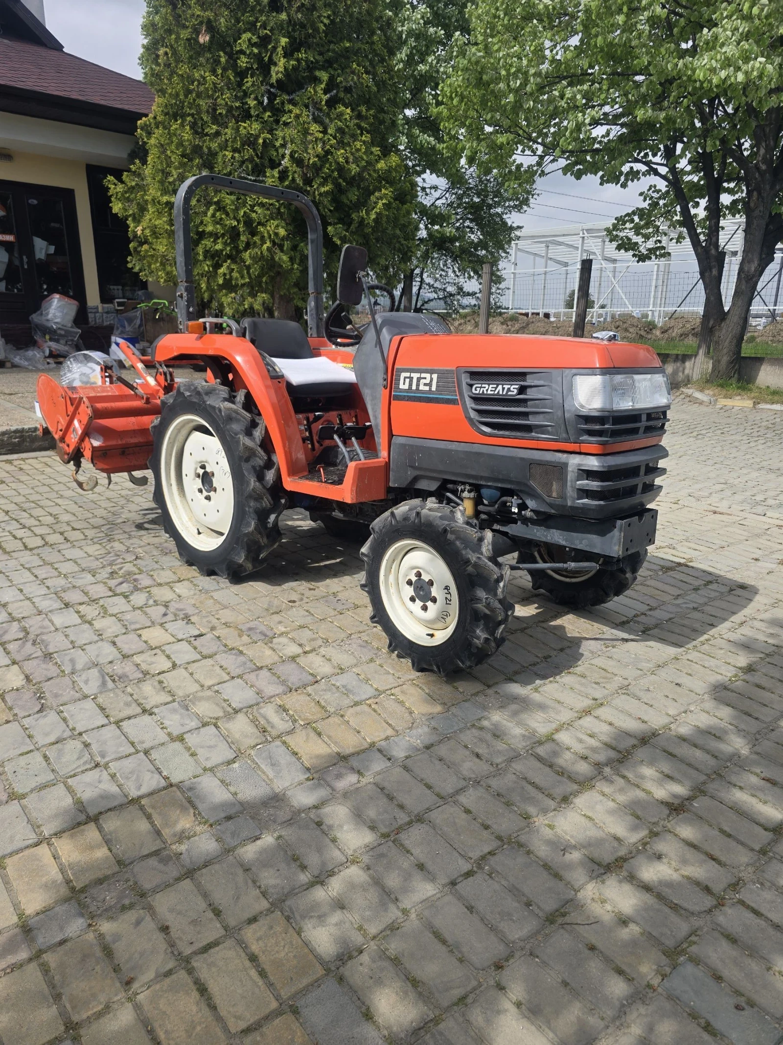 Трактор Kubota GT 21