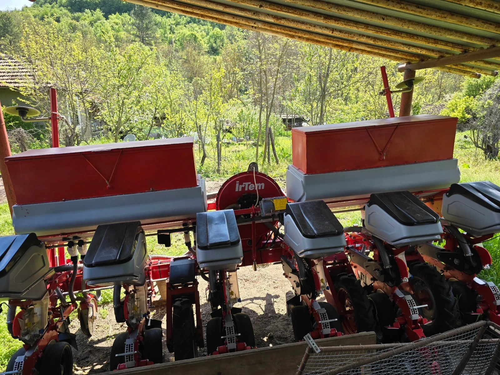 ������ IrTem �������� | Mobile.bg � ����������� 3