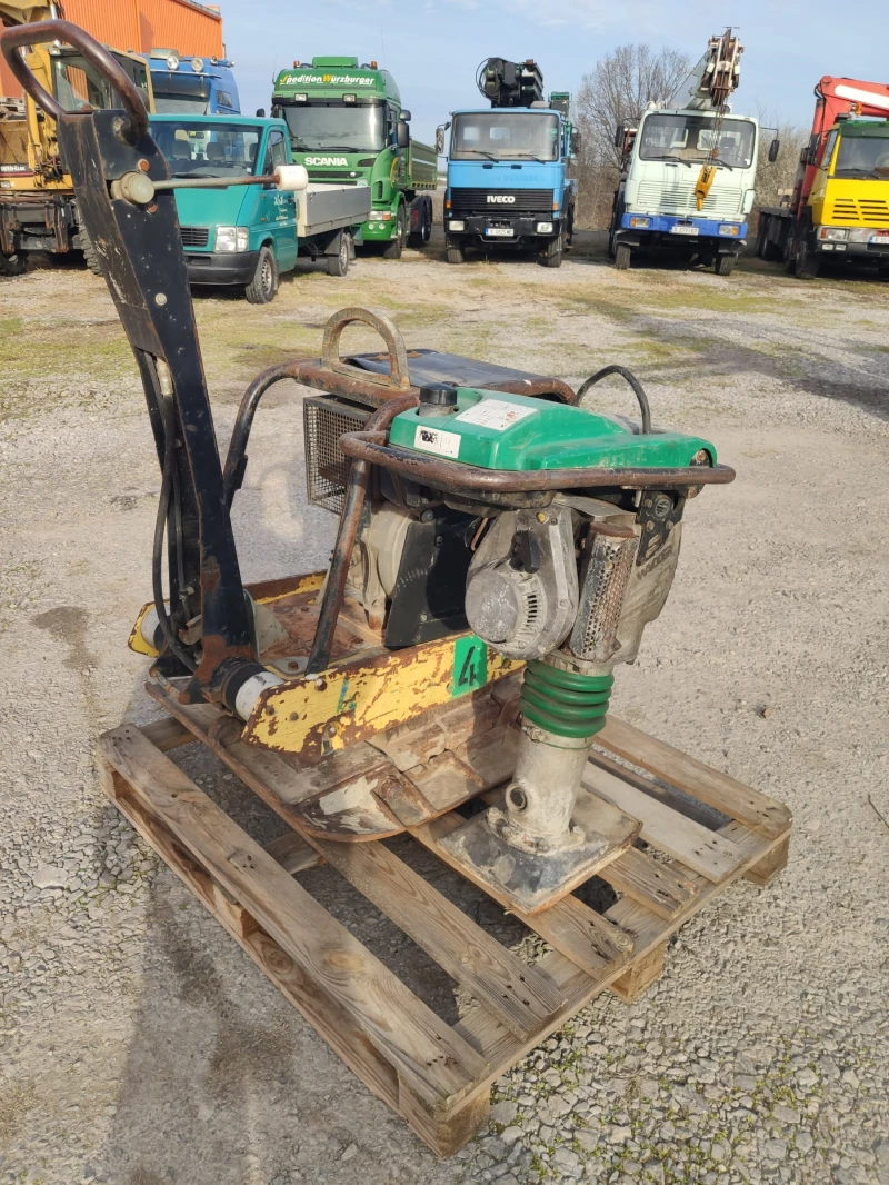 Трамбовки BOMAG нов внос Германия, снимка 2 - Индустриална техника - 49615132