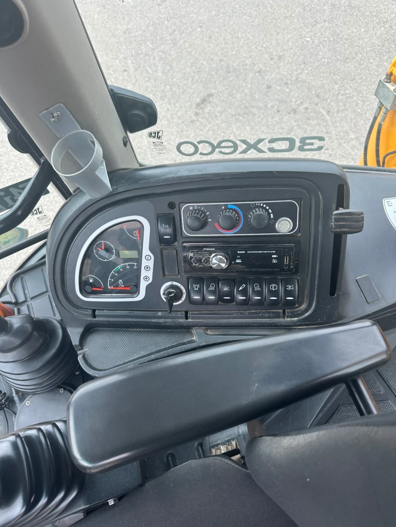 Багер JCB 3CX, снимка 6 - Индустриална техника - 52735053