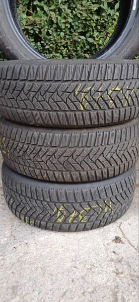 Гуми Зимни 205/55R17, снимка 2