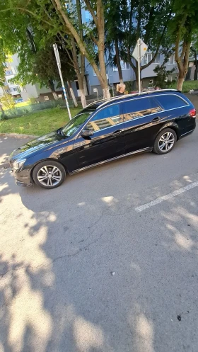 Mercedes-Benz E 220, снимка 4