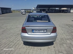 Opel Vectra 1.6, снимка 4