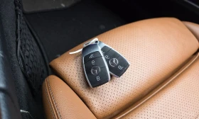 Mercedes-Benz C 220 4MATIC Coupe* AMG Line* ХЕДЪП* ПАНОРАМА* ПОДГРЕВ*  - 18600 € / 36378.44 лв. - 52130976 16