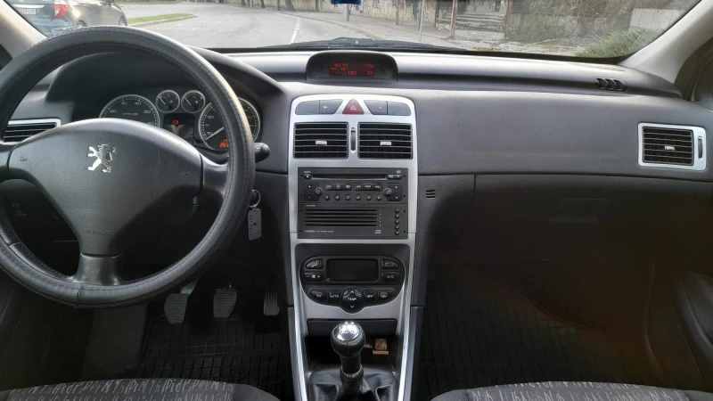 Peugeot 307 2.0i, снимка 7 - Автомобили и джипове - 47294698