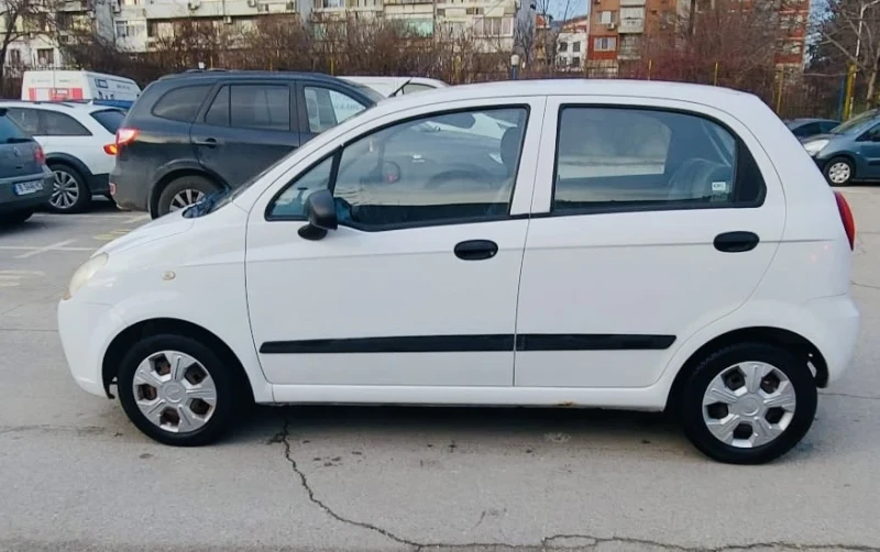 Chevrolet Spark, снимка 3 - Автомобили и джипове - 48604953