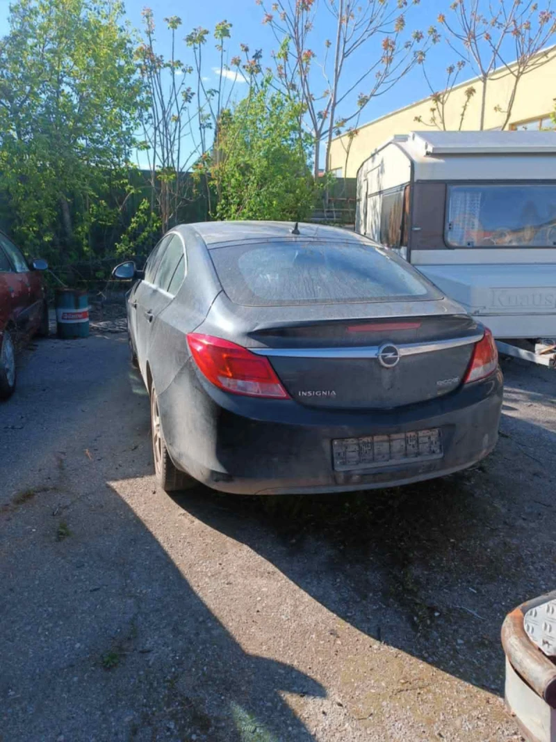 Opel Insignia Хечбек, снимка 2 - Автомобили и джипове - 48713472