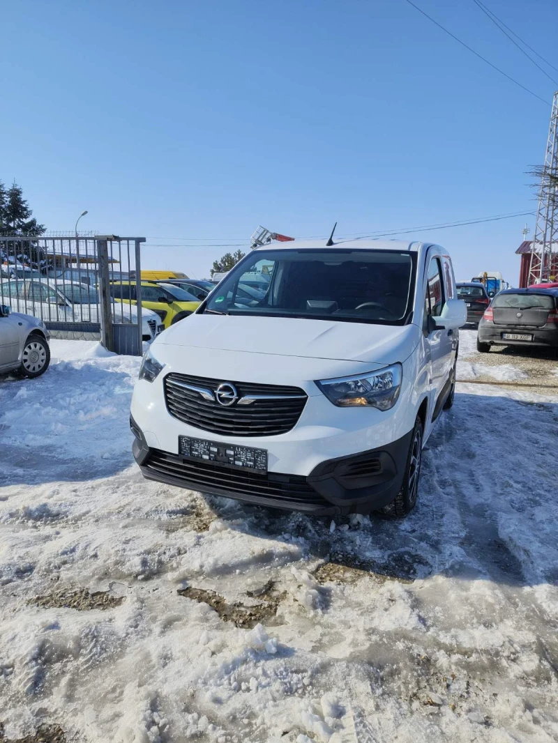 Opel Combo 1.5 102ks, снимка 1 - Автомобили и джипове - 49257081