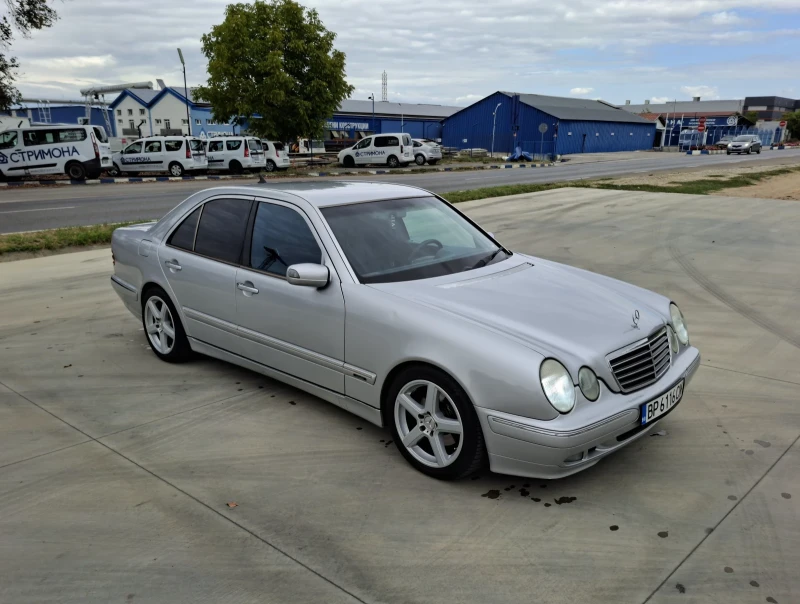 Mercedes-Benz E 320 3.2 CDI, снимка 7 - Автомобили и джипове - 50507772