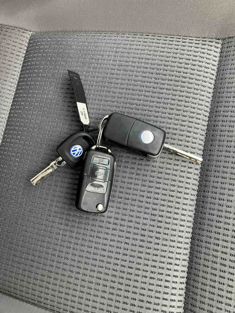 VW Caddy 1.9 TDI, снимка 15 - Автомобили и джипове - 52369313