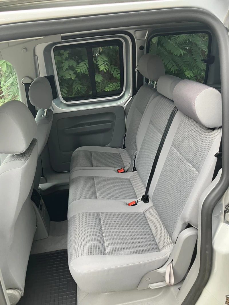VW Caddy 1.9 TDI, снимка 9 - Автомобили и джипове - 52369313