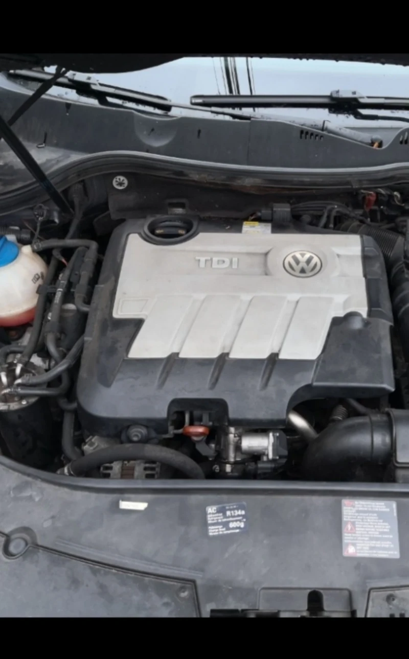 VW Passat 2.0 TDI. , снимка 15 - Автомобили и джипове - 52588402