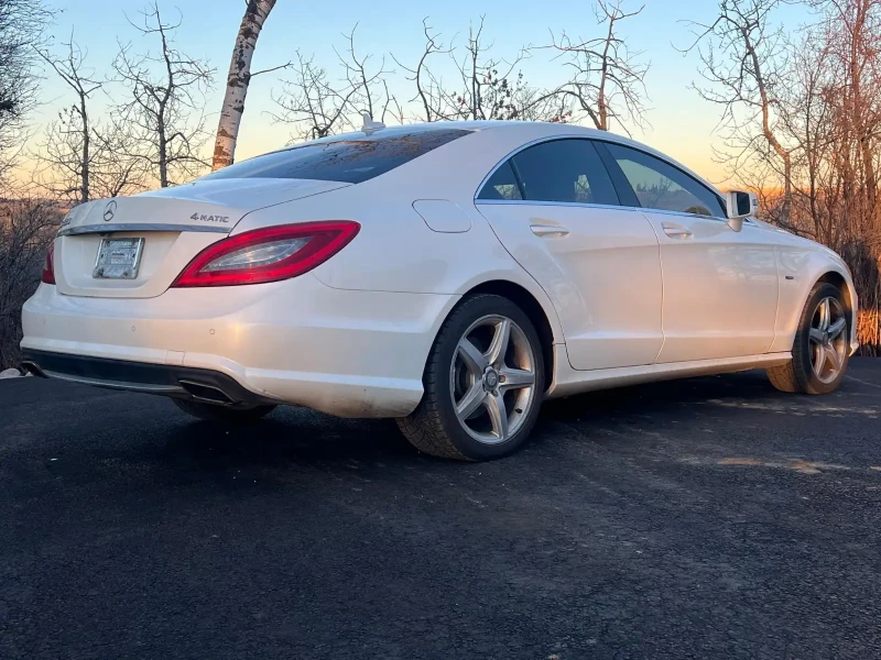 Mercedes-Benz CLS 550  * CARFAX * ФИНАНСИРАНЕ , снимка 3 - Автомобили и джипове - 53062910