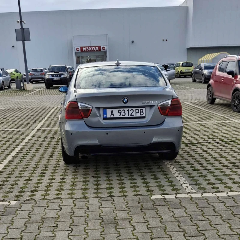 BMW 320, снимка 7 - Автомобили и джипове - 53474920