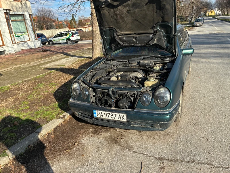 Mercedes-Benz E 290 Мерцедес Е290 Дизел 131-коня, снимка 6 - Автомобили и джипове - 53505166