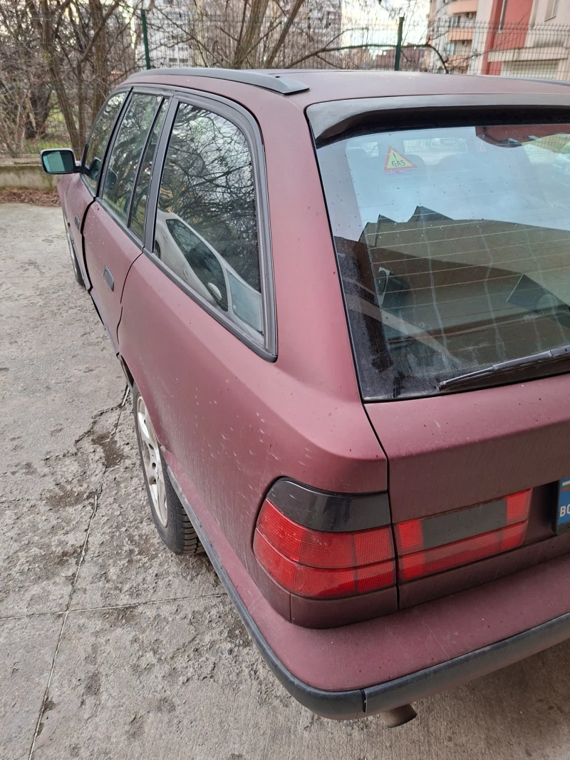 BMW 520 Бмв , газова уредба, матирано, снимка 3 - Автомобили и джипове - 53564242