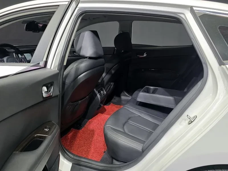 Kia K5 2Nd Generation 2.0 Mx Prestige, снимка 11 - Автомобили и джипове - 56113079