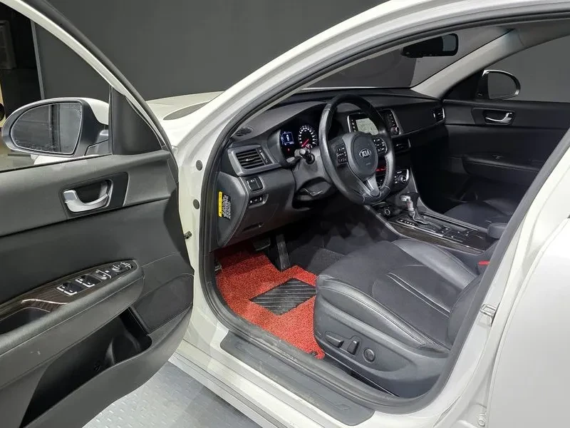 Kia K5 2Nd Generation 2.0 Mx Prestige, снимка 10 - Автомобили и джипове - 56113079