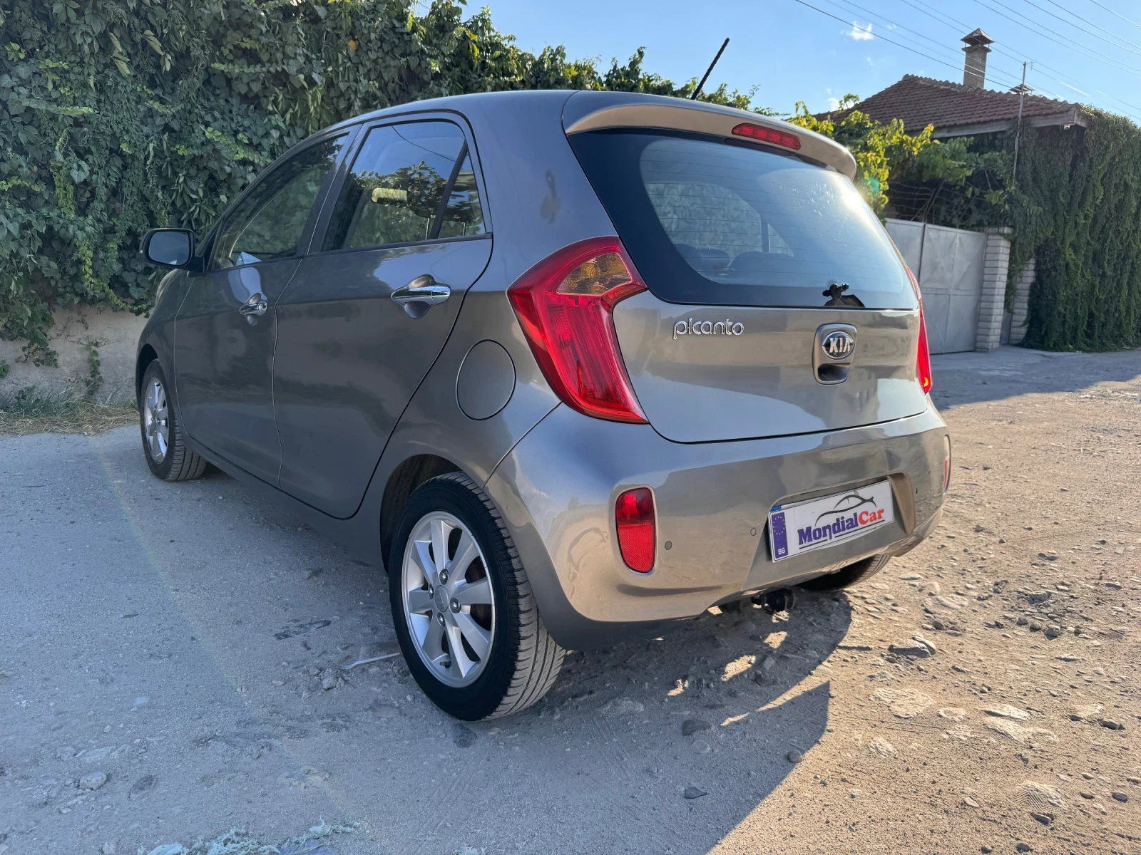 Kia Picanto 1.2i 86kc - изображение 8