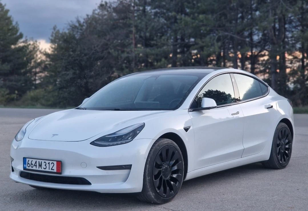 Tesla Model 3  44   | Mobile.bg   11