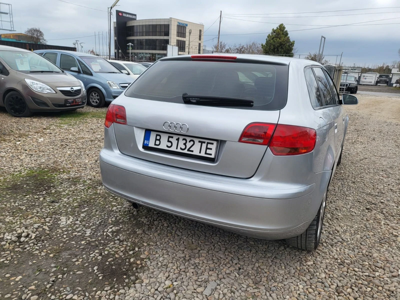 Audi A3 1, 6 Benzin Avtomat  - изображение 6