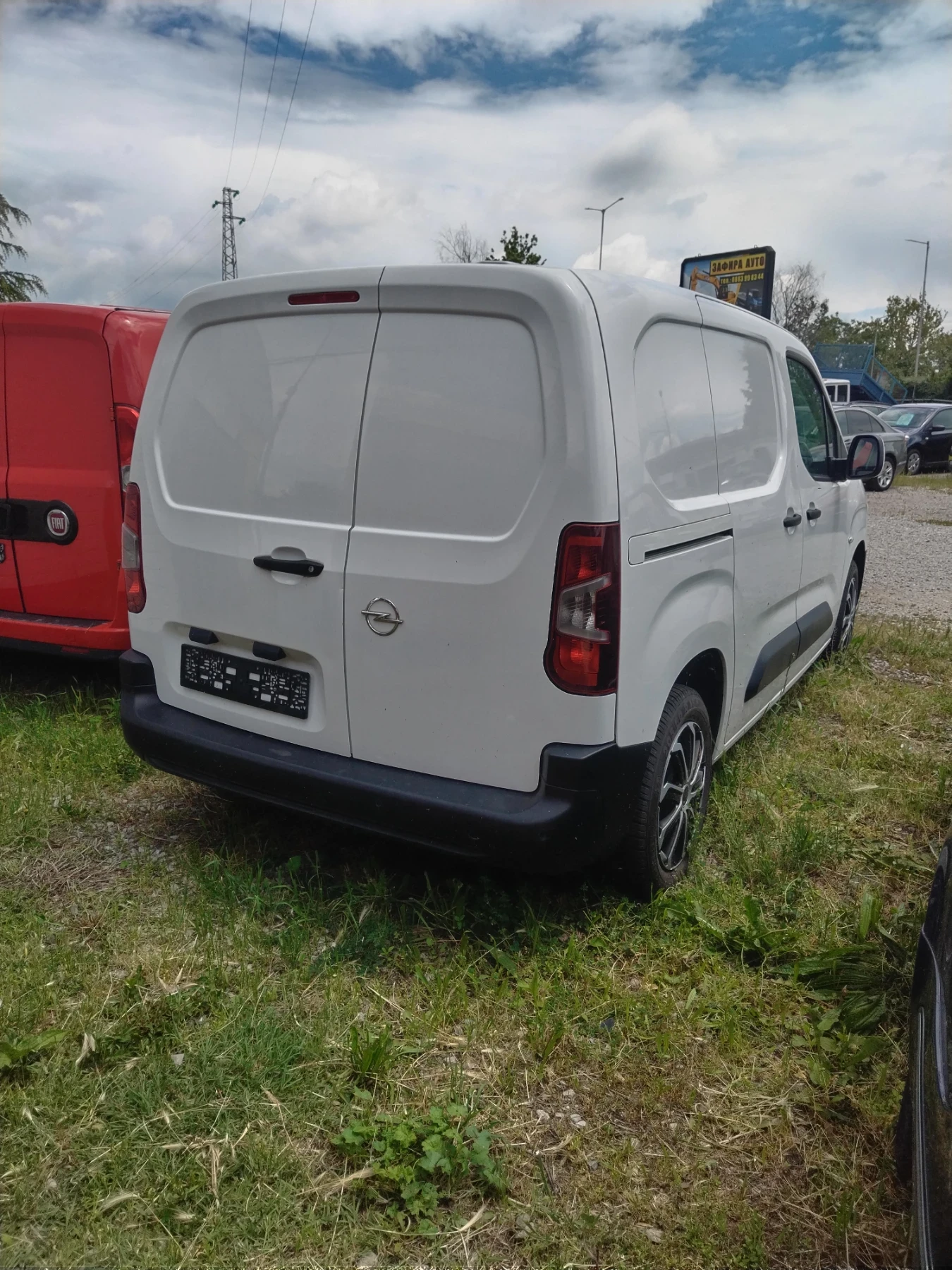 Opel Combo 1.5 102ks - изображение 3