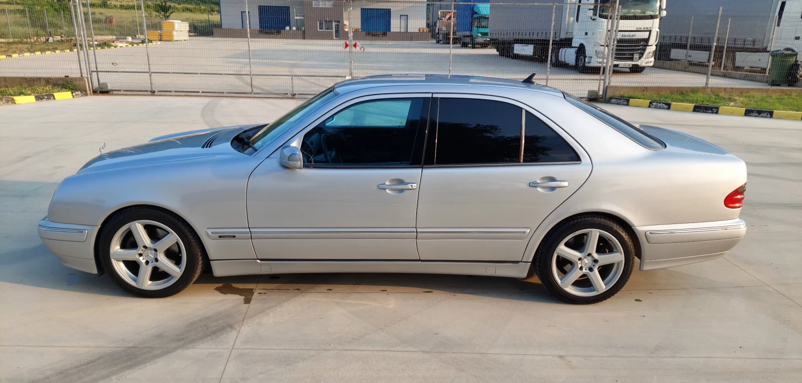 Mercedes-Benz E 320 3.2 CDI - изображение 4