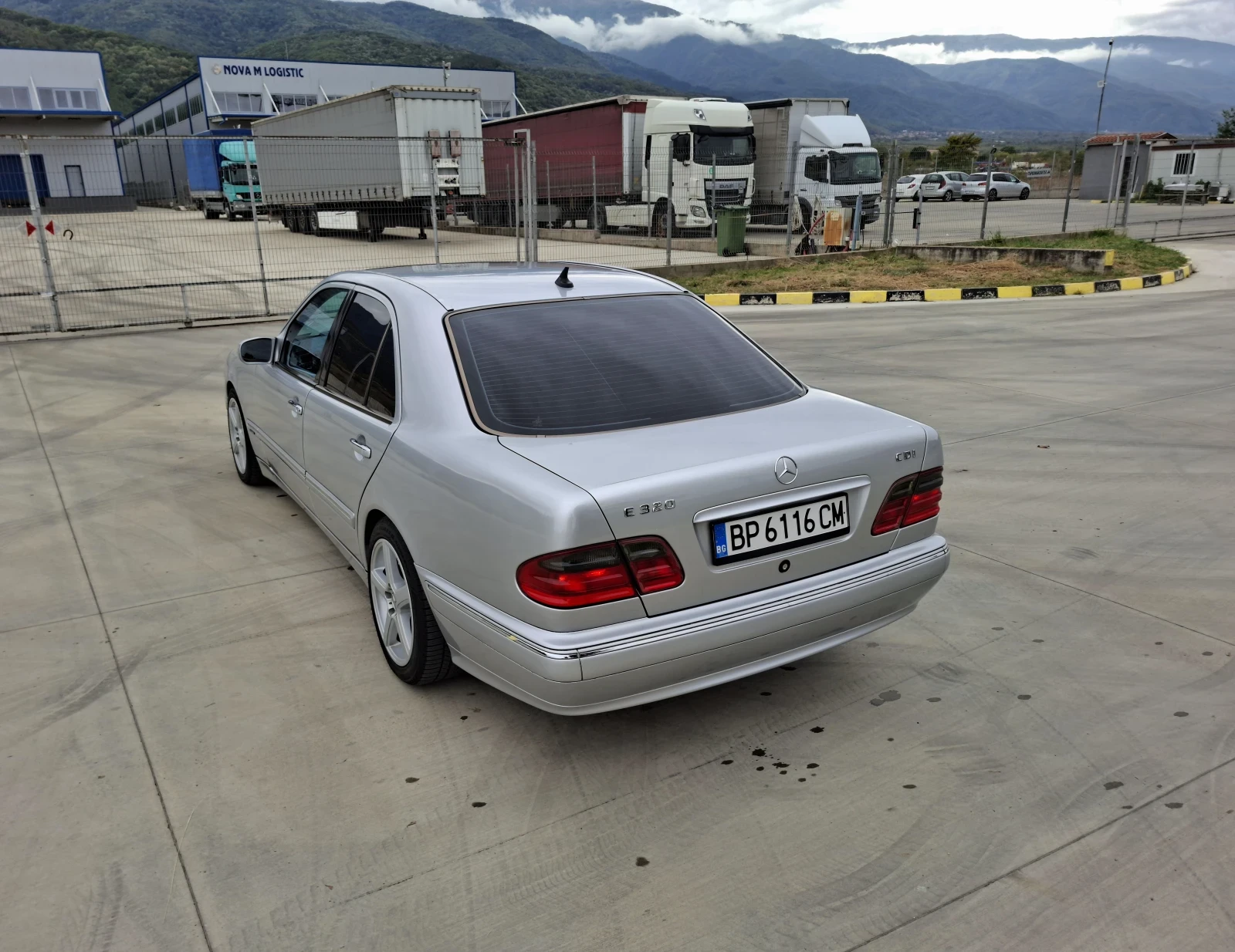 Mercedes-Benz E 320 3.2 CDI - изображение 3