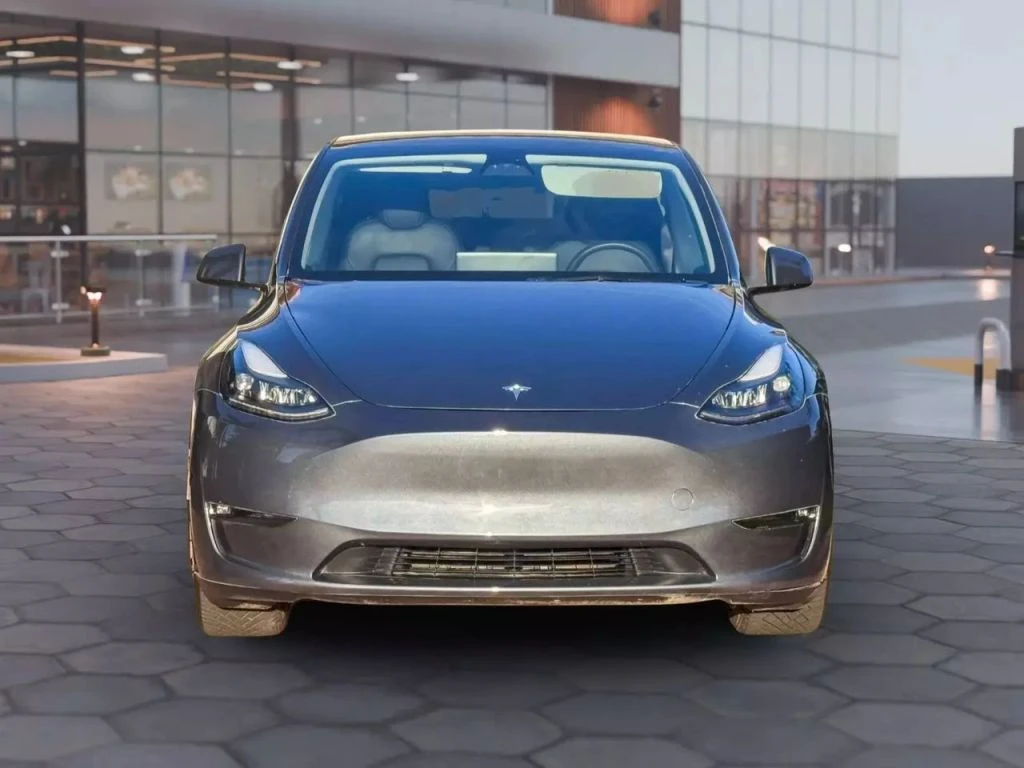 Tesla Model Y LONG RANGE SPORT * ЦЕНА ДО БЪЛГАРИЯ * (CARFAX) - изображение 2