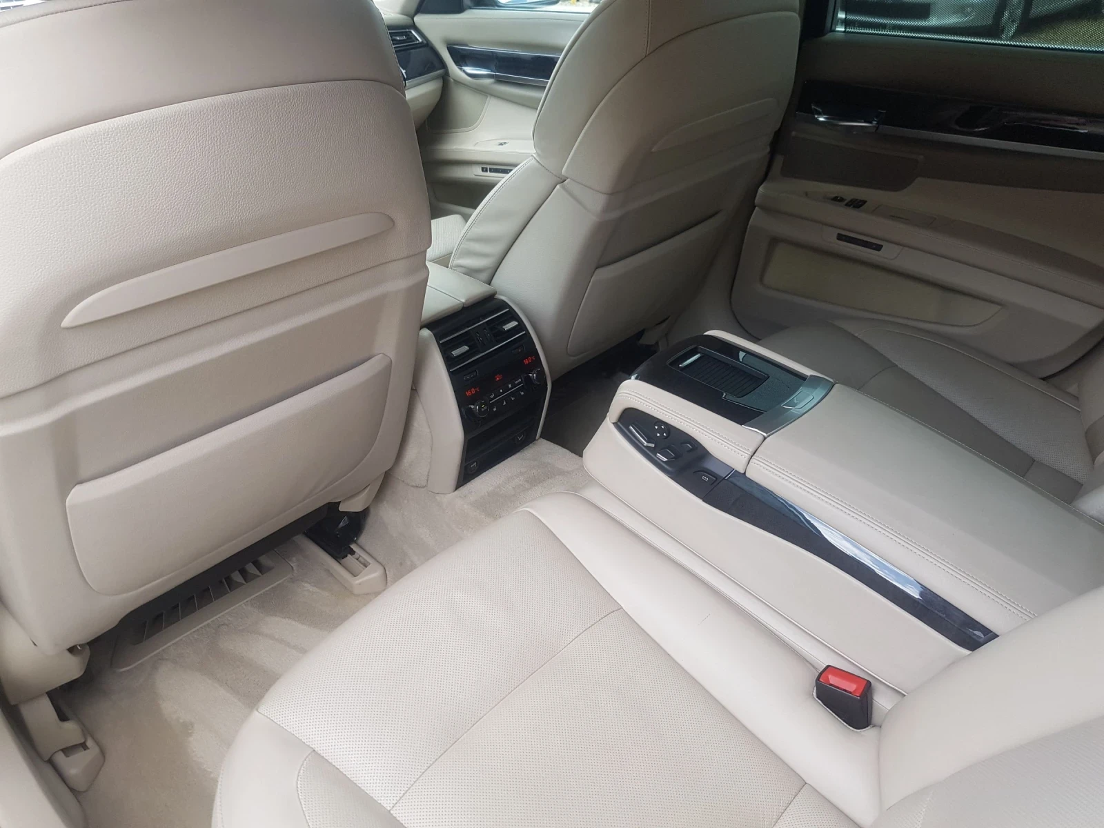 BMW 750 4.4i 408 kc. | Mobile.bg   15