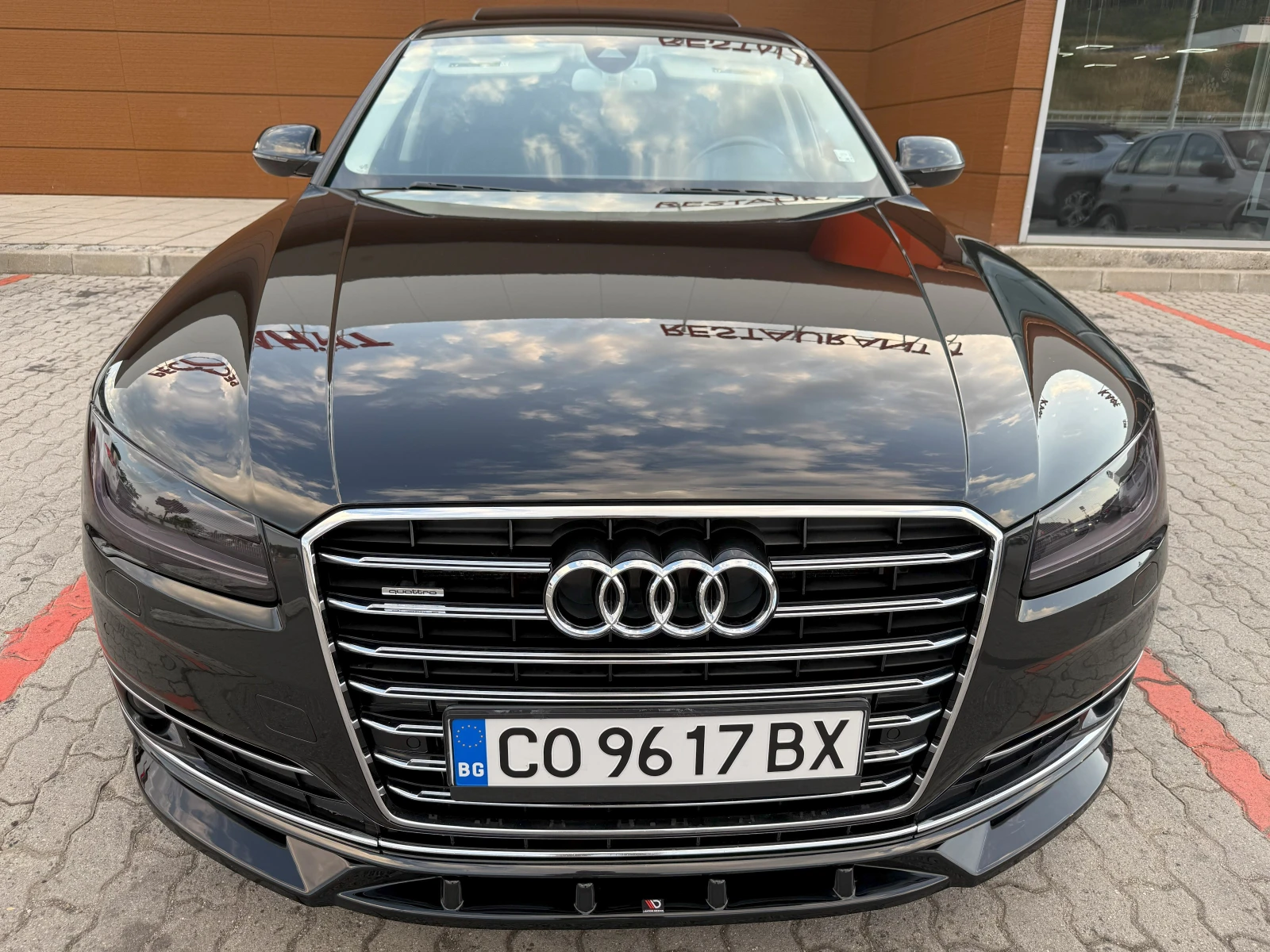 Audi A8 TFSI FULL - изображение 2
