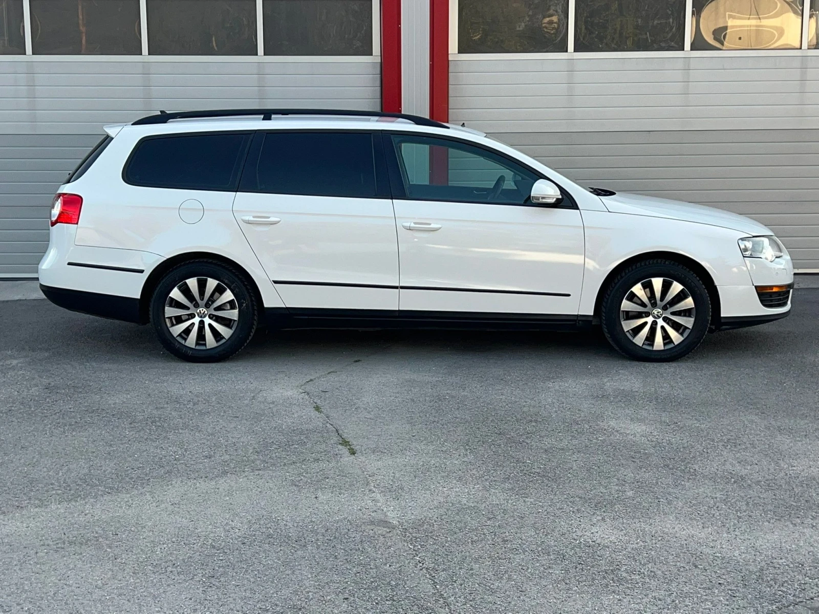 VW Passat 2.0TDI AUTOMATIK DSG NAVI KLIMATRONIK ЛИЗИНГ!!! - изображение 7