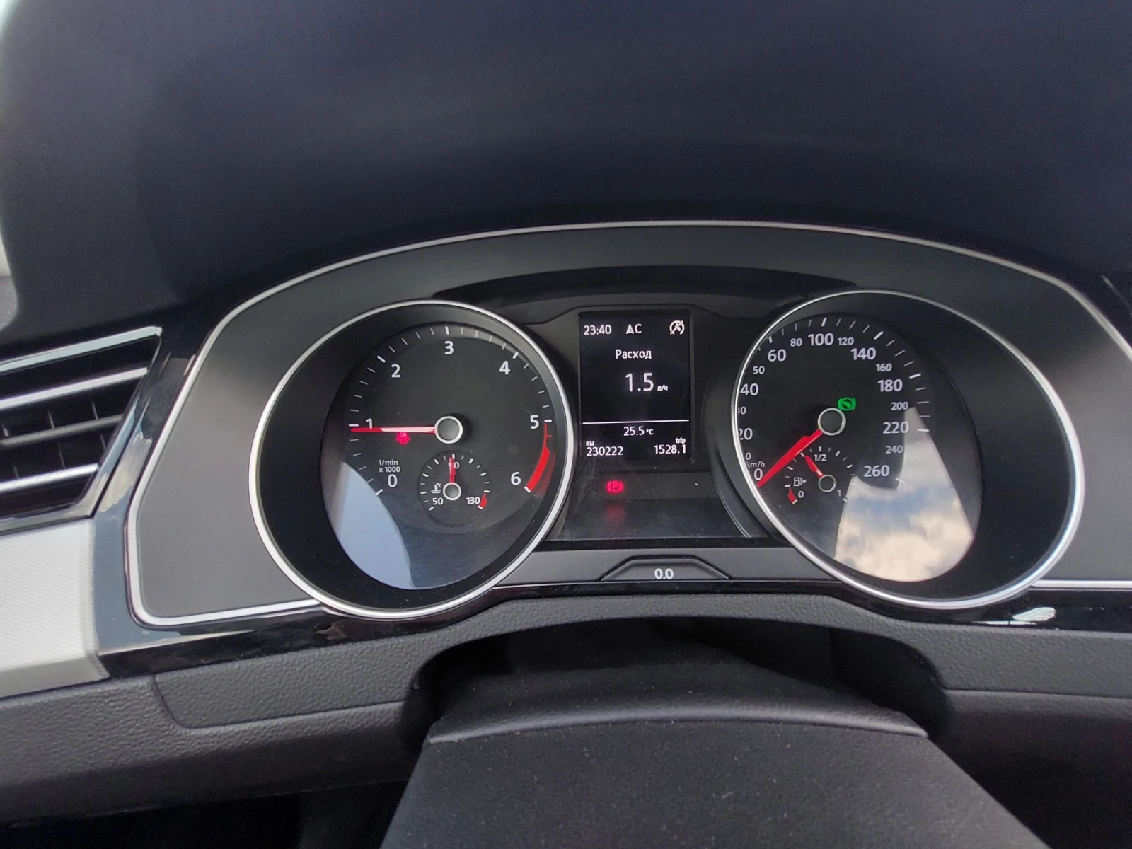 VW Passat | Mobile.bg   11